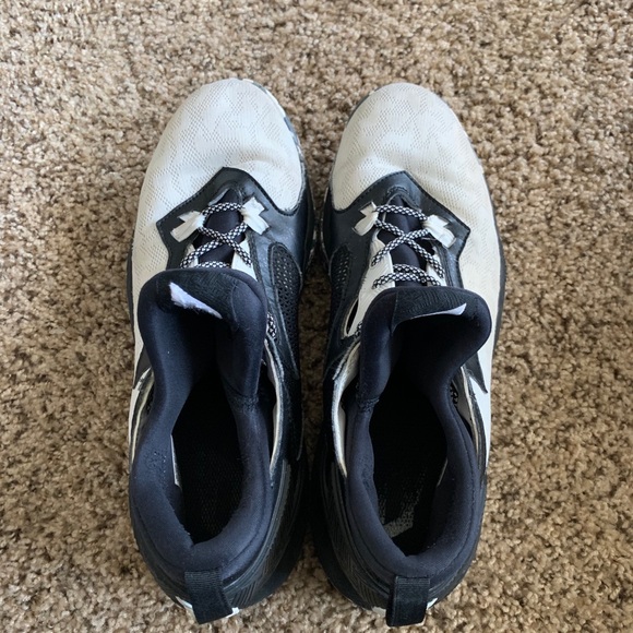 Damian Lillard 2s - Picture 5 of 7